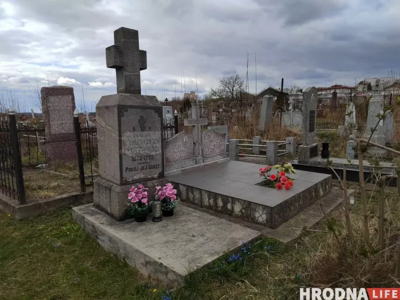 У 90-х - крошка, зараз - граніт. Ці існуе "могілкавая мода" і колькі яна каштуе