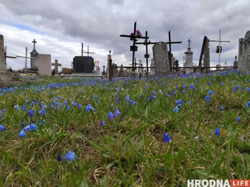 У 90-х - крошка, зараз - граніт. Ці існуе "могілкавая мода" і колькі яна каштуе