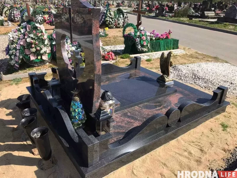 У 90-х - крошка, зараз - граніт. Ці існуе "могілкавая мода" і колькі яна каштуе