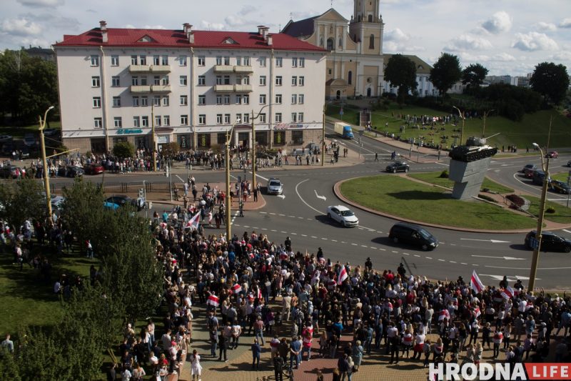 18-гадовага студэнта з Гродна асудзілі за пратэсты. У 2020-м яшчэ непаўналетняму хлопцу далі штраф 18-гадовага студэнта з Гродна асудзілі за пратэсты. У 2020-м яшчэ непаўналетняму хлопцу далі штраф