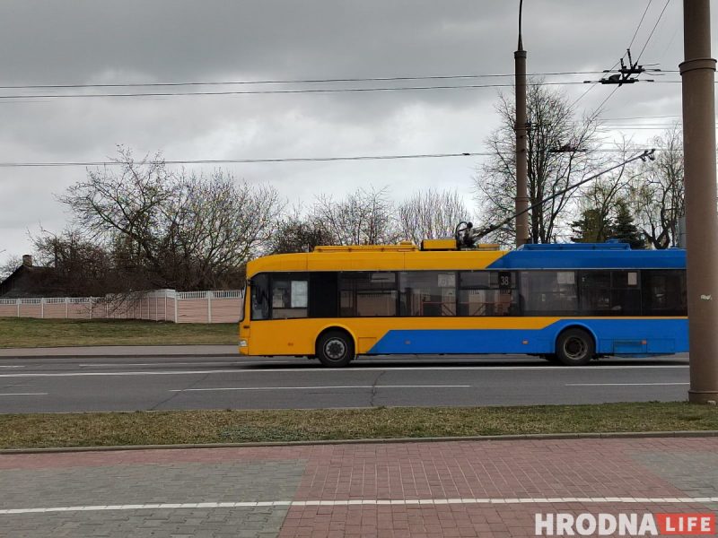 Перекрыли перекресток улиц Горького и Богуцкого. Как ездит общественный транспорт