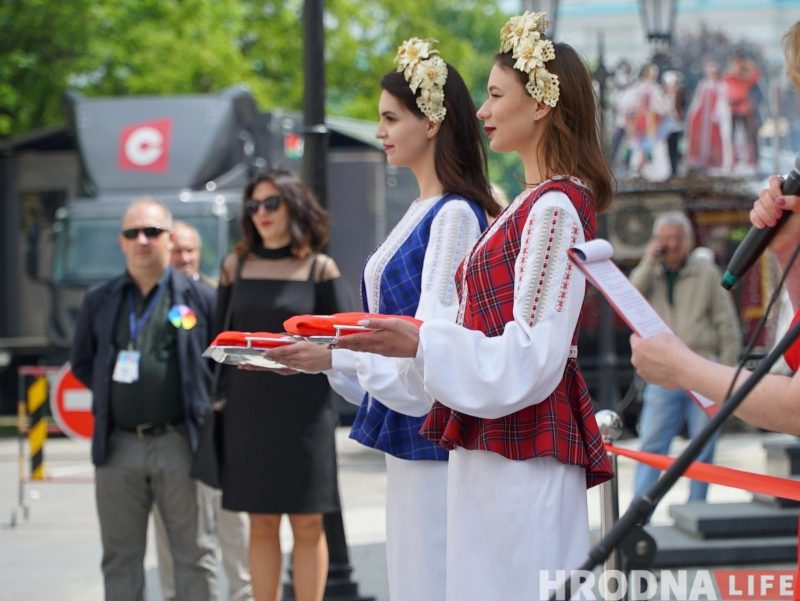 "Он подвергается критике, но это первый такой проект". На Замковой открыли "Дом рыбака"