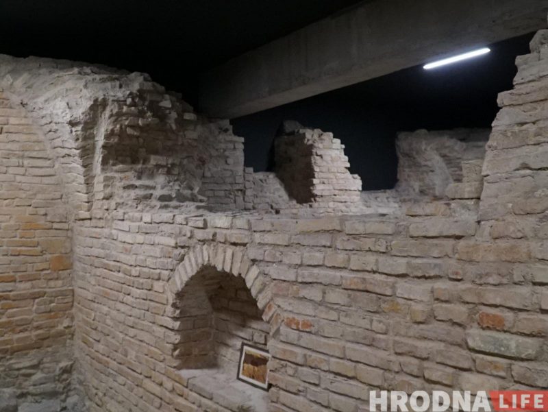 "Он подвергается критике, но это первый такой проект". На Замковой открыли "Дом рыбака"