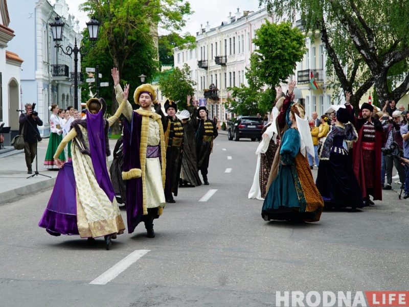 "Он подвергается критике, но это первый такой проект". На Замковой открыли "Дом рыбака"