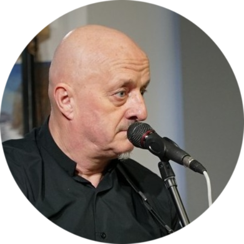 Пиво, пляски, салют. Виктор Шалкевич рассказал, почему вместо фестиваля нацкультур поедет на деревню