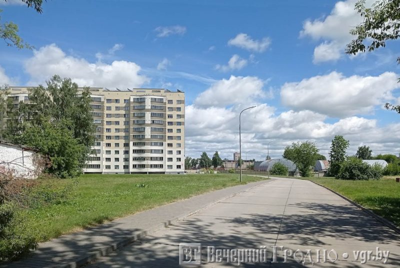 Вялізны ўчастак ля цэнтра Гродна прадалі з аўкцыёна: хто яго купіў і што там пабудуе