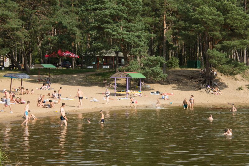 Просроченные продукты и не та температура. Во всех летних кафе в Гродно нашли нарушения