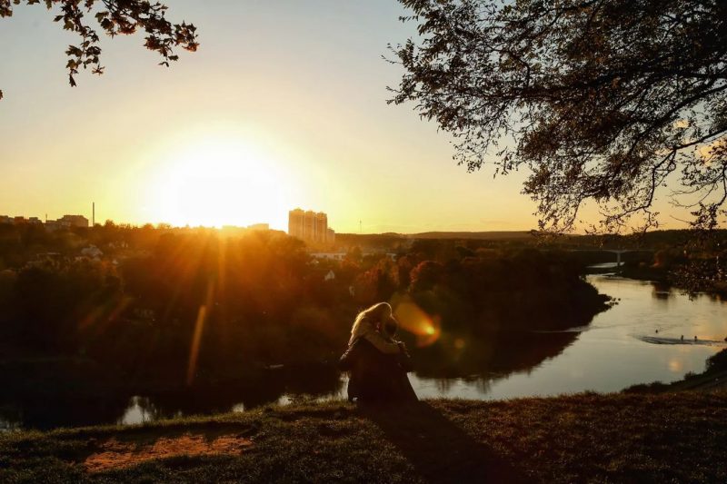 Паркі, Новы свет і выбар Лісковіча. Лепшыя восеньскія фотазоны для Instagram у Гродне Фотозоны в Гродно. Фото: www.instagram.com/manchu_pictur