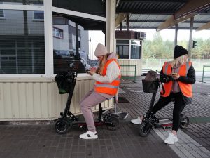 У Беларусі больш нельга перасякаць мяжу без чаргі на самакатах. У чым прычына і на чым можна? граница самокаты
