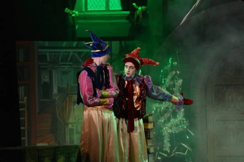 Бондарава перамагла ў змаганні з “монстрамі”. Унікальны для Гродна спектакль усё ж адмянілі