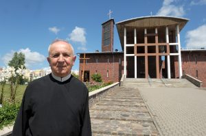 Ксяндзу, які 25 гадоў служыў на Дзевятоўцы, не працягнулі дазвол. Ён пакіне Беларусь