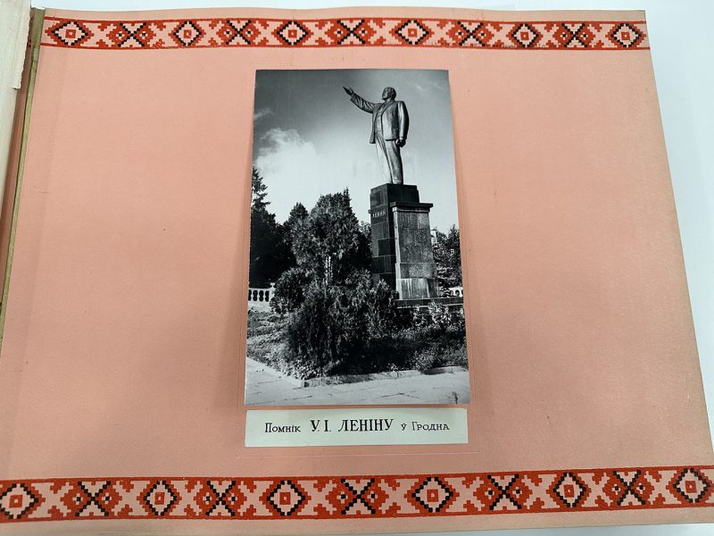 Фотаальбом з Гродна 1950-х знайшлі ў Беластоку. Гэта быў падарунак ад Камуністычнай партыі