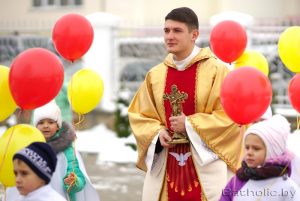 У Іўі асудзілі ксяндза за п’янае ДТЗ са смяротным вынікам Ксёндз Дзяніс Бразінскі