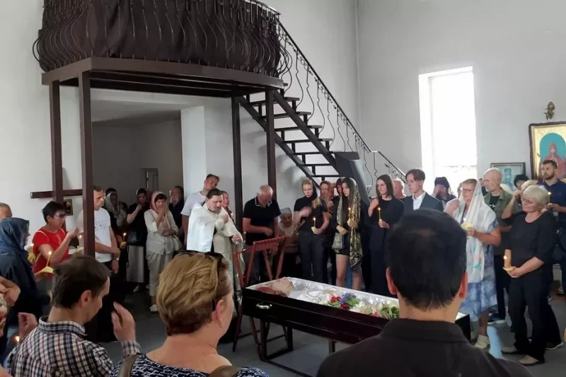 "Не такім я яго памятаю..."Блізкія і сябры развітваюцца з Алесем Пушкіным