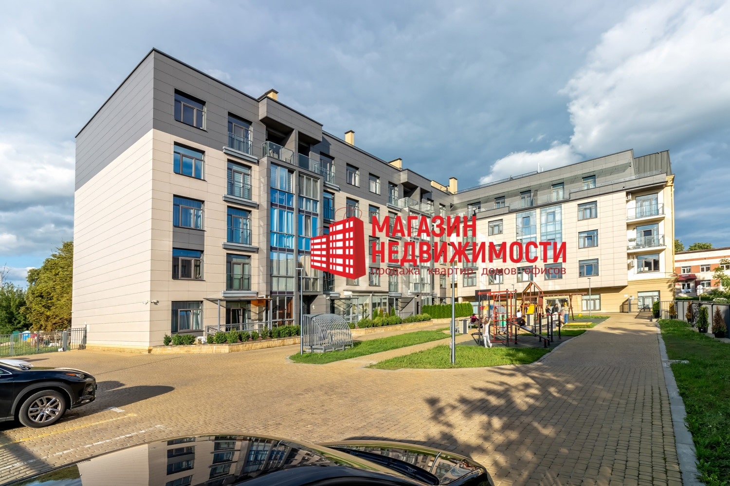 Унутраны двор дома на вул. Будзёнага 28