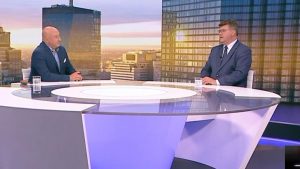 Польшча можа адкрыць частку памежных пераходаў, калі Лукашэнка выканае дзве ўмовы maciej wasik Мацей Вонсік, намеснік міністр МУС Польшчы, у студыі TVP Info. Фота: tvp.info