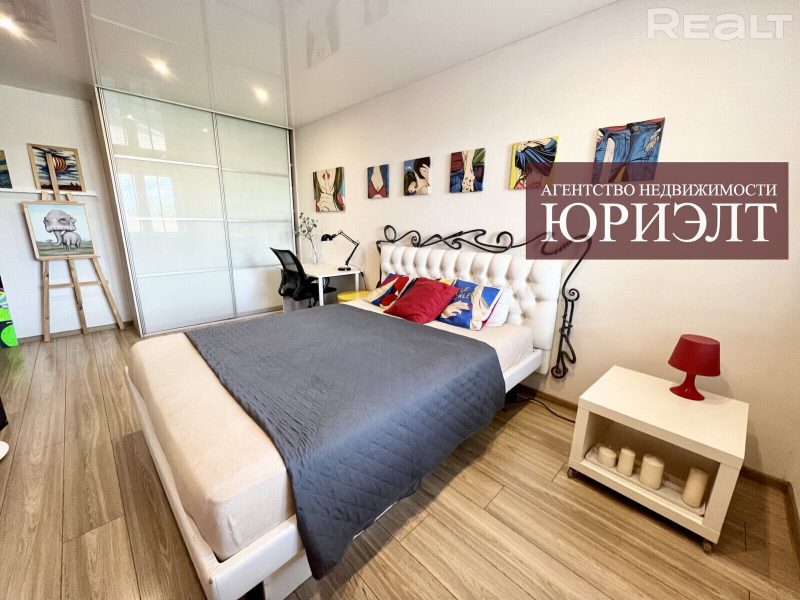 Нерухомасць тыдня: купіць кватэру з гамакам і люстраной чорнай столлю Кватэра на Крамко