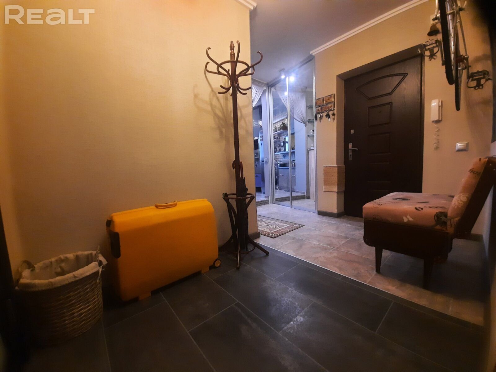 Дэталі ў кватэры на Дзевятоўцы