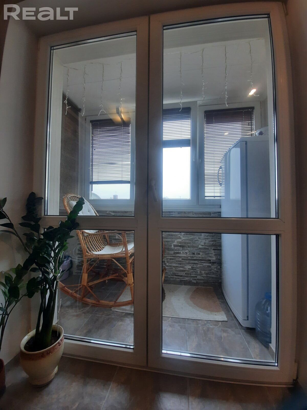 Лоджыя ў кватэры на Дзевятоўцы