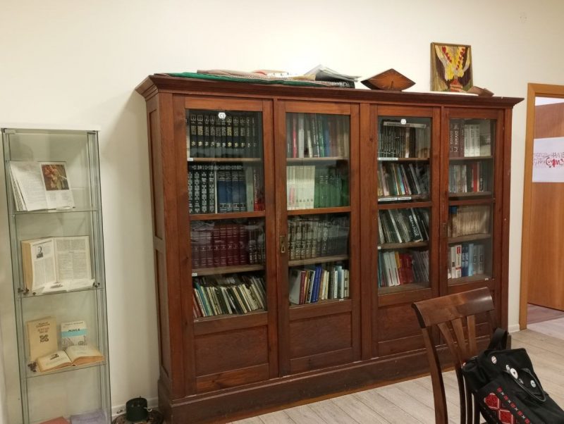 Когда самим решать, на что пойдут налоги: белорусы создают себе библиотеку в Вильнюсе