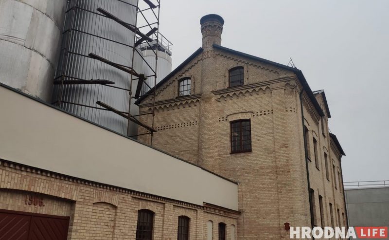 Гістарычныя будынкі на тэрыторыі завода