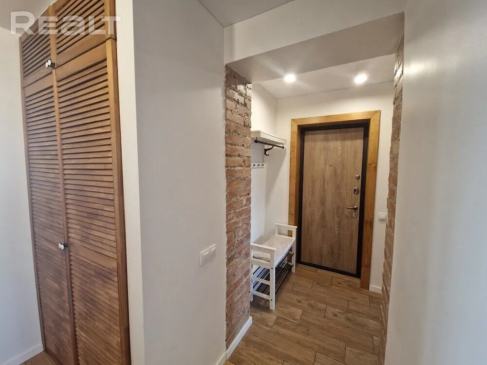 Калідор у кватэры на Белуша