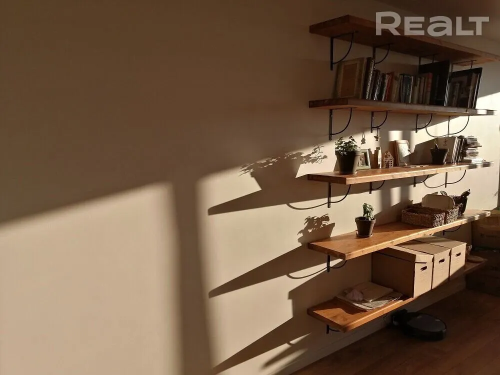 Зала ў кватэры на Белуша