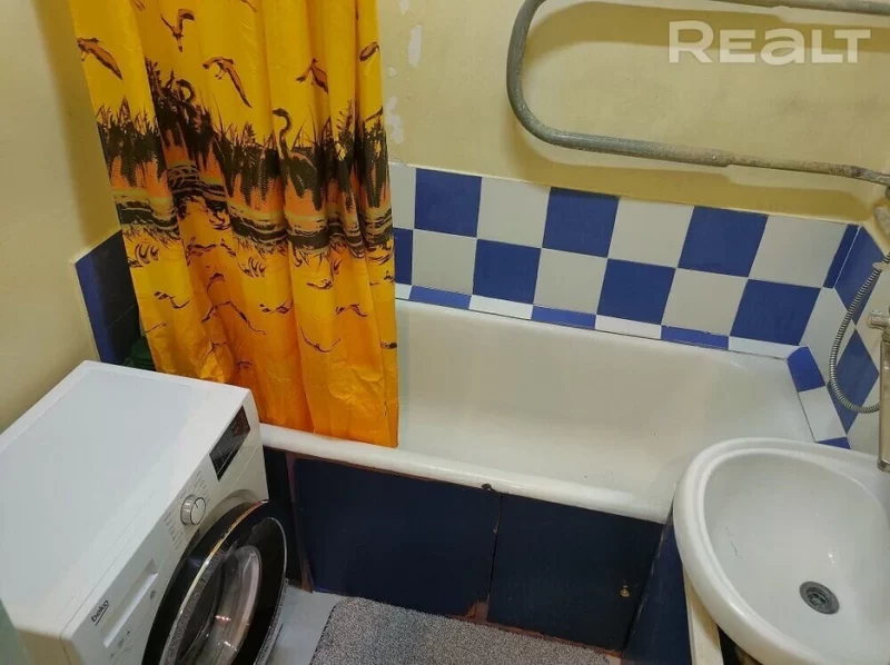 "С хорошей энергетикой". В Гродно можно приобрести квартиру, в которой жил Василь Быков