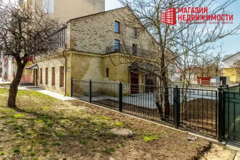 В историческом центре Гродно продают огромную квартиру с винным погребом – за $266 500