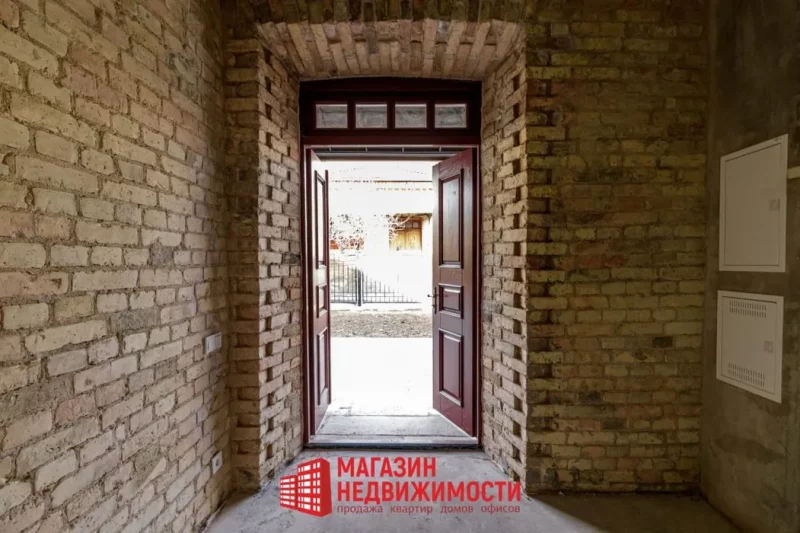 В историческом центре Гродно продают огромную квартиру с винным погребом – за $266 500