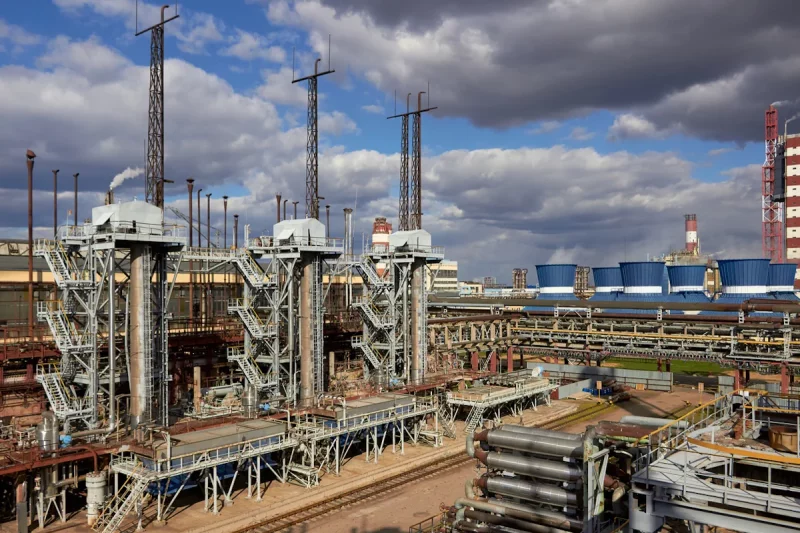 На "Гродна Азот" год не могуць закрыць некаторыя вакансіі "Гродна Азот", цэх метанол. Фота: iStock