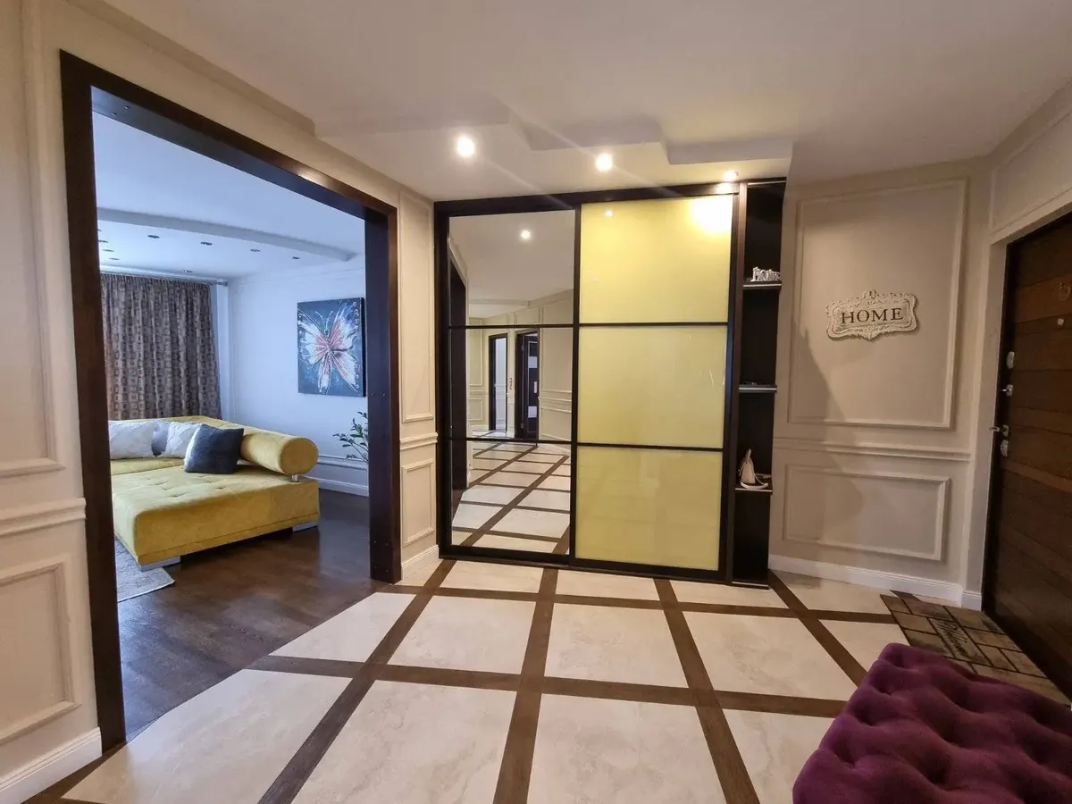 Прыхожая ў кватэры на Савецкіх пагранічнікаў.