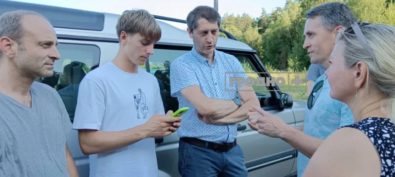 Дзіцячыя пляцоўкі і гандлёвы цэнтр. Што жыхары Пагаранаў-Кашэўнікаў хацелі ад дэпутата Мазайла?