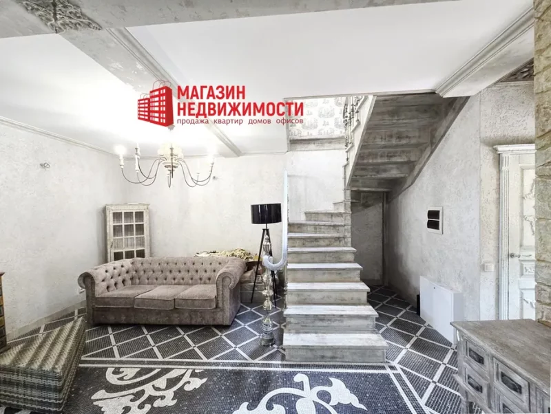 У цэнтры Гродна прадаюць дом-айсберг: падземная частка большая за тое, што бачна зверху 