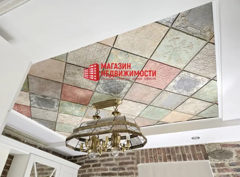 У цэнтры Гродна прадаюць дом-айсберг: падземная частка большая за тое, што бачна зверху 