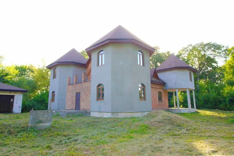 Дом-замак у Скідзелі. Фота: wikidom.by