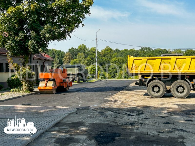 У Гродне пачалі рамантаваць галоўную турыстычную паркоўку 