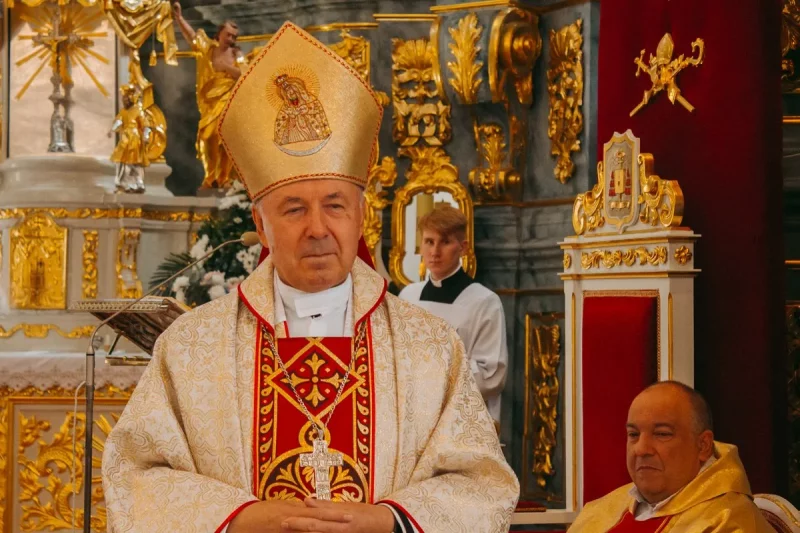 Біскуп Аляксандр Кашкевіч. Фота: grodnensis.by