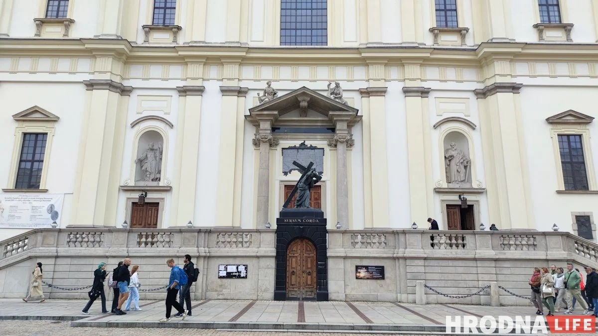 Костел Святого Креста в Варшаве. Фото: Hrodna.life