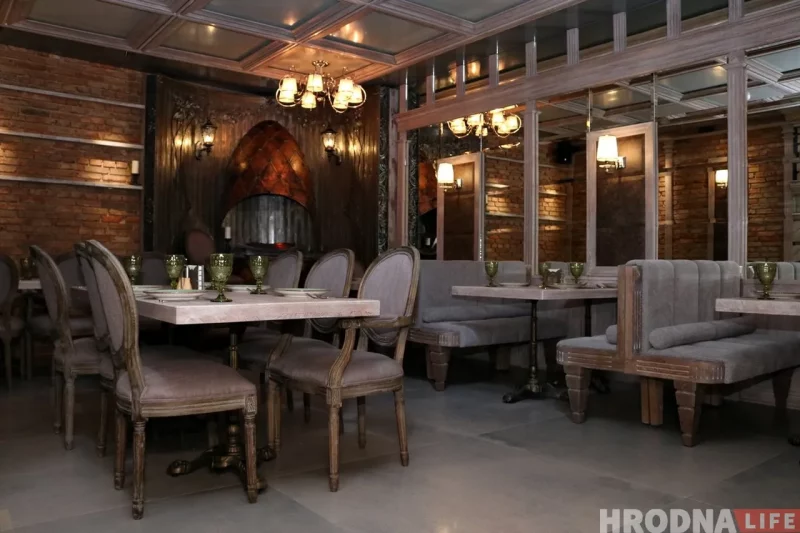 Interior of the restaurant "Bialystok" in Grodno. 2019 year. Photo: Ruslan Kulevich, Hrodna. life
