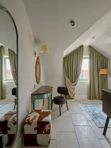 Интерьеры отеля Cult в Гродно