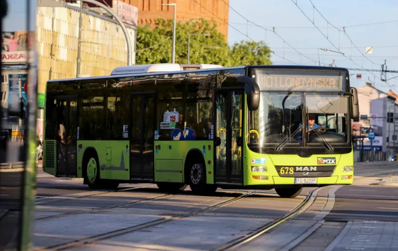 грамадскі транспарт у Польшчы