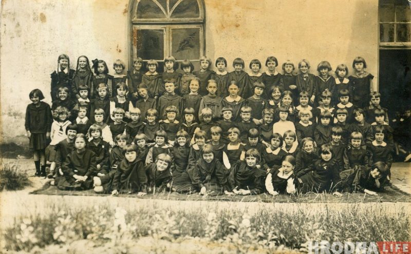 Гродзенец з дапамогай нейрасеткі размалёўвае архіўныя фота горада