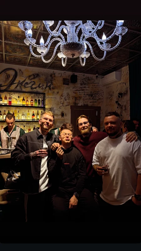 Замест панку – руская класіка. На месцы бара Nesterka адкрылася чарачная «Онегин»