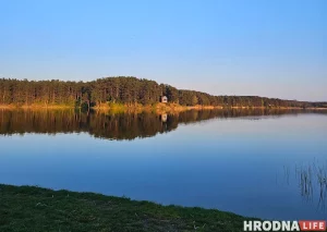 Гродзенец праводзіць чайныя цырымоніі і ёгу на вадзе Гродзенец праводзіць чайныя цырымоніі і ёгу на вадзе