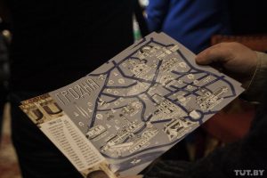 «Камуніздзіць — не класна». У Гродне на шоперы надрукавалі карту славутасцяў, якую распрацоўваў Hrodna.life