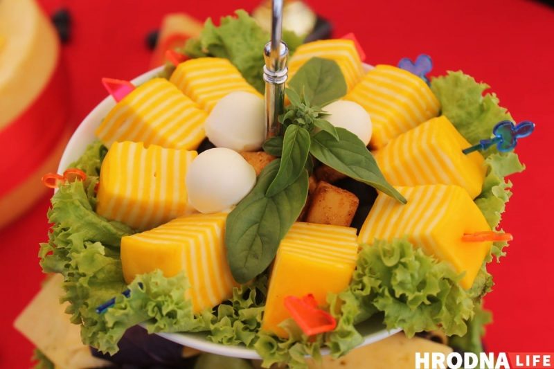 У Гродне пройдзе фестываль сыру: якая праграма і хто выступіць на сцэне? На фестывалі сыру ў Гродне. Фота архіўнае: Hrodna.life.life