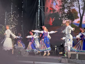 Колькі - Герману Цітову, а колькі — Дарафеевай. Палічылі кошт Дня горада ў Гродне Дзень горада ў Гродне. Фота: гродзенскія дзяржаўныя медыя