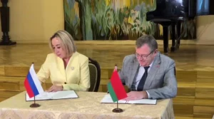 Гродзенскі і Ялцінскі музеі падпісалі дамову аб супрацоўніцтве: дамовіліся пра сумесныя выставы і праекты Соглашение между музеем Гродно и Крыма