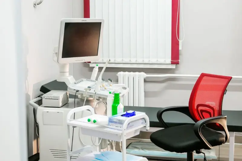 У Гродне выставілі на продаж медыцынскі цэнтр у спальным раёне: раней за яго хацелі ў 5 разоў больш Медцентр в Гродно